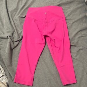 Lululemon - size 6 Capri leggings